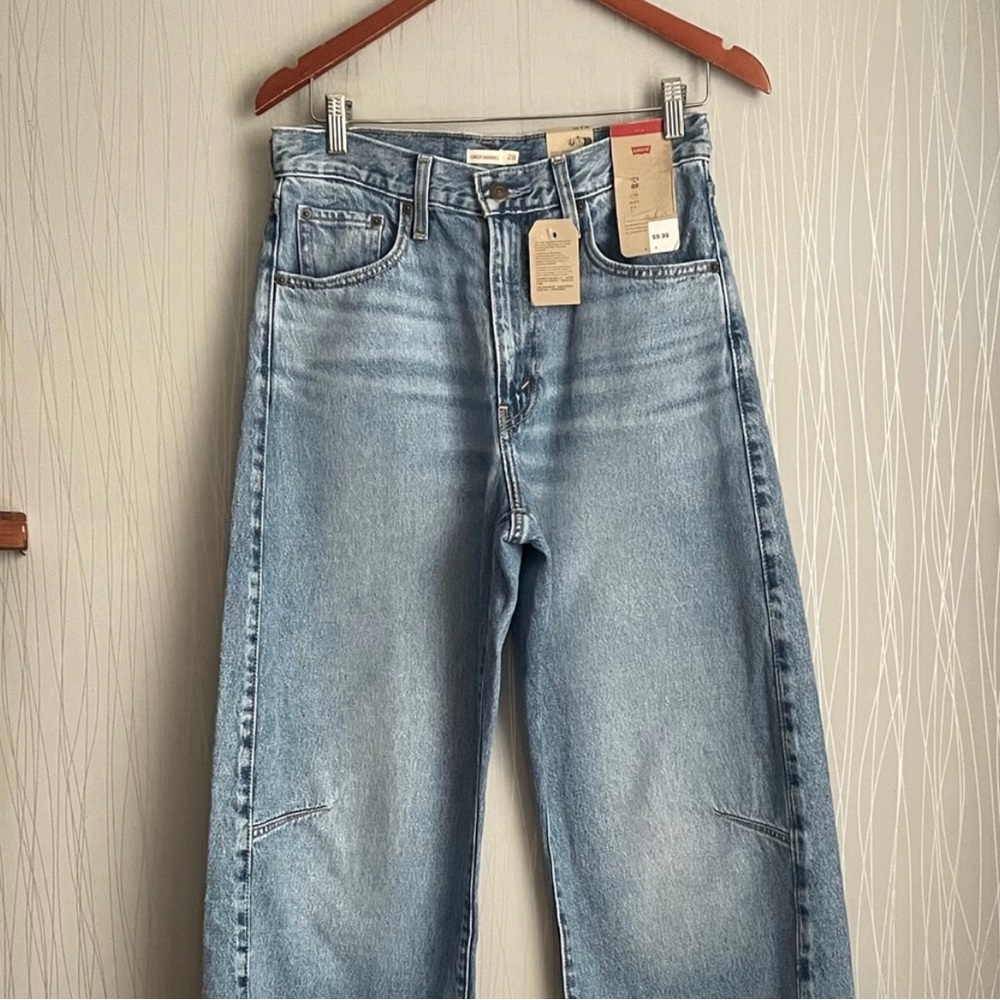 NWT Levi’s Cinch Barrel Jeans - Picture 5 of 14
